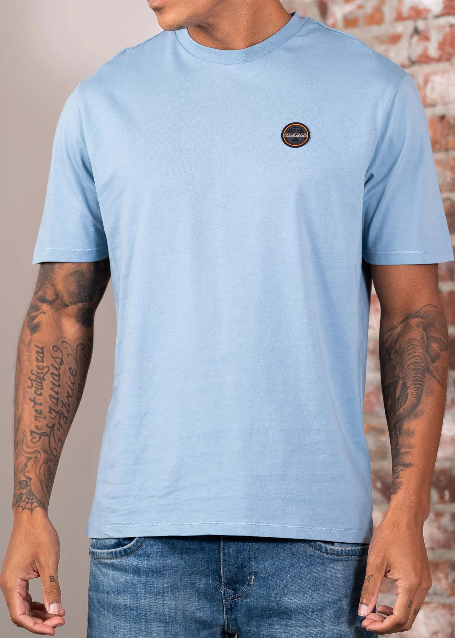 Badge t-shirt- faded denim